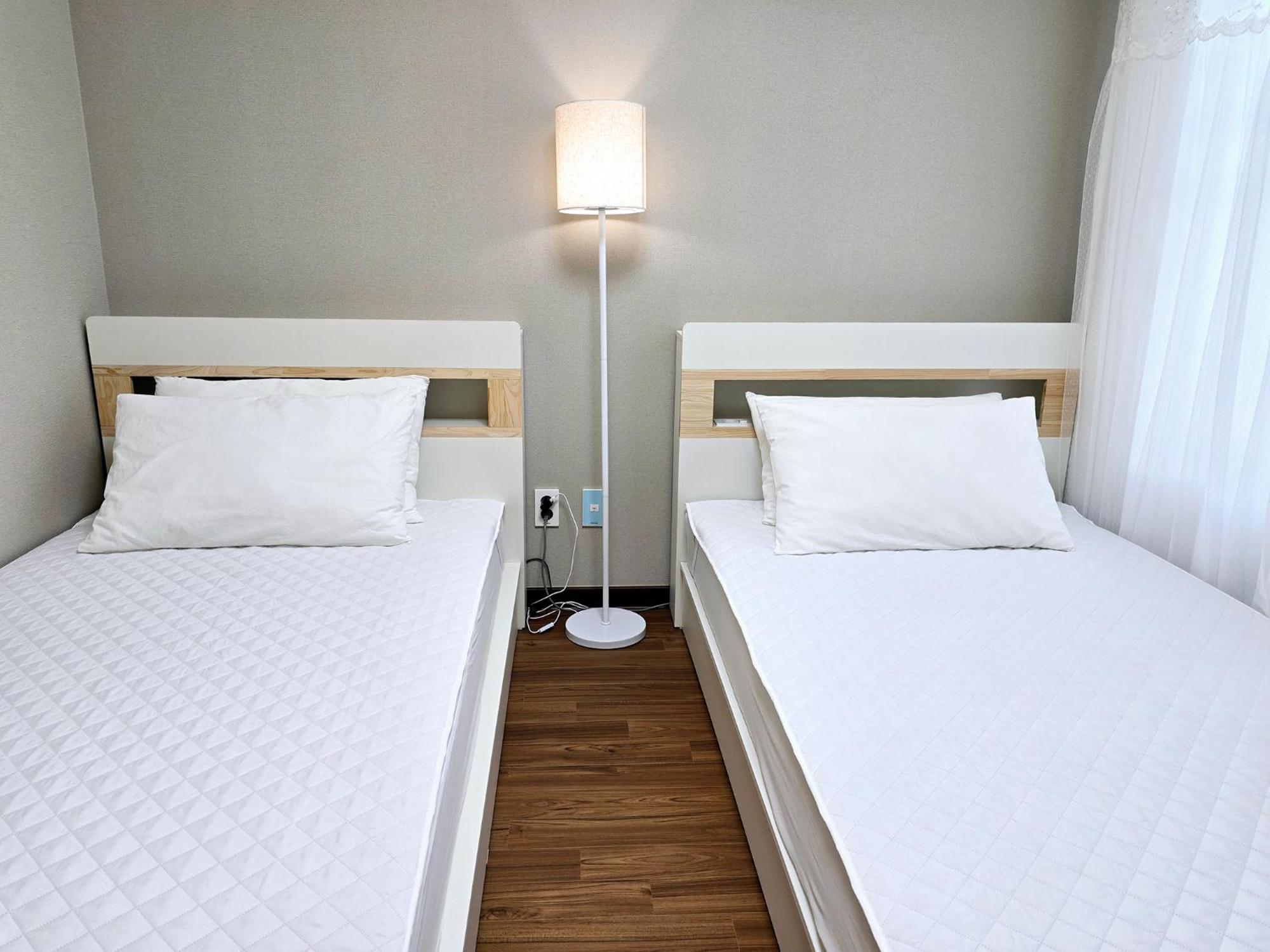 Incheon Airport Guesthouse L Exterior photo